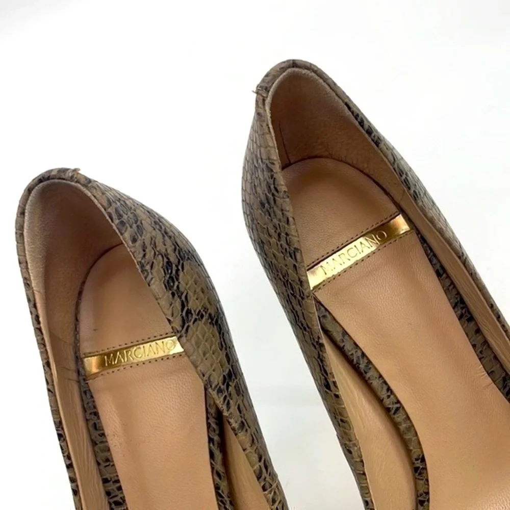 UEC Marciano tan & black snake print platform shoes size 7 with box